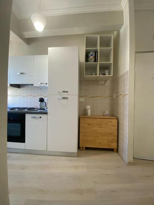 Luminoso Monolocale A 2 Passi Dalla Metro A Apartment Rome Exterior photo