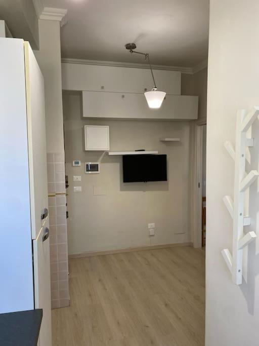 Luminoso Monolocale A 2 Passi Dalla Metro A Apartment Rome Exterior photo